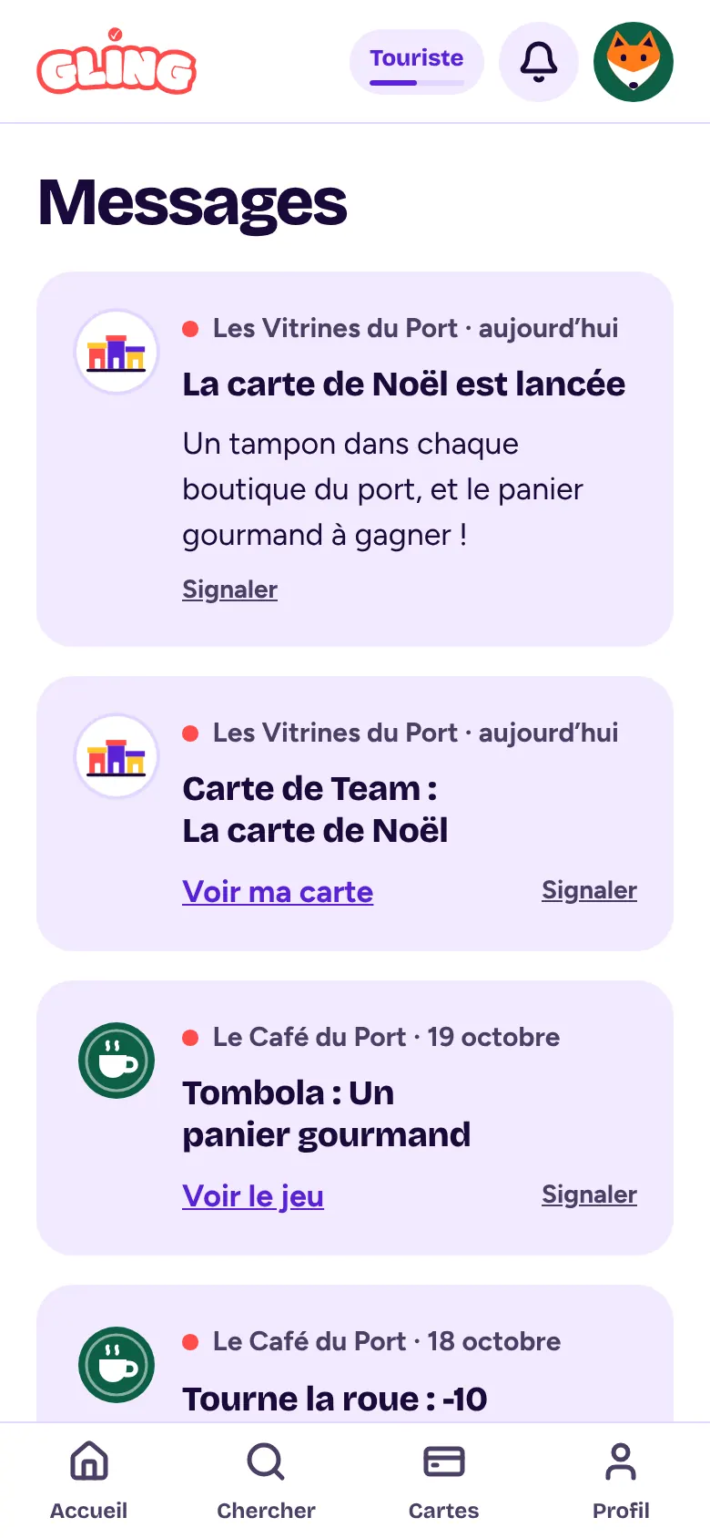 Les messages d’un client dans Gling : le message de la Team « La carte de Noël est lancée », puis ceux d’une boutique.